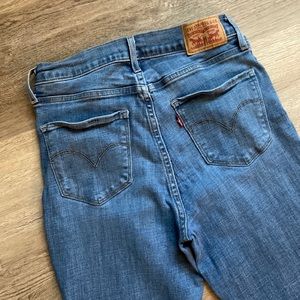 Original Levi’s 724 high-rise straight size 27